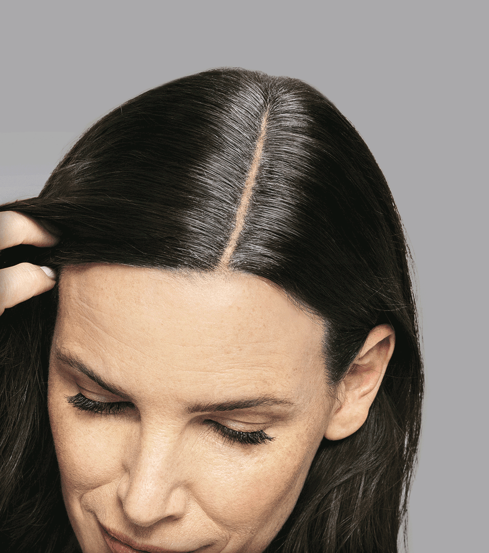 Corrector de Raíz y Canas | Acabado Natural